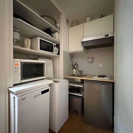 : Avec Piscine, Parking, Climatisation Et Terrasse - Fr-1-226-294 Apartman Sainte-Maxime