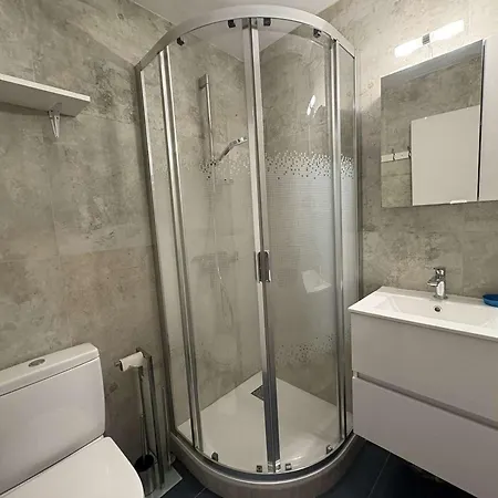 : Avec Piscine, Parking, Climatisation Et Terrasse - Fr-1-226-294 * Sainte-Maxime