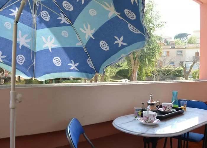 Апартаменти : Avec Piscine, Parking, Climatisation Et Terrasse - Fr-1-226-294