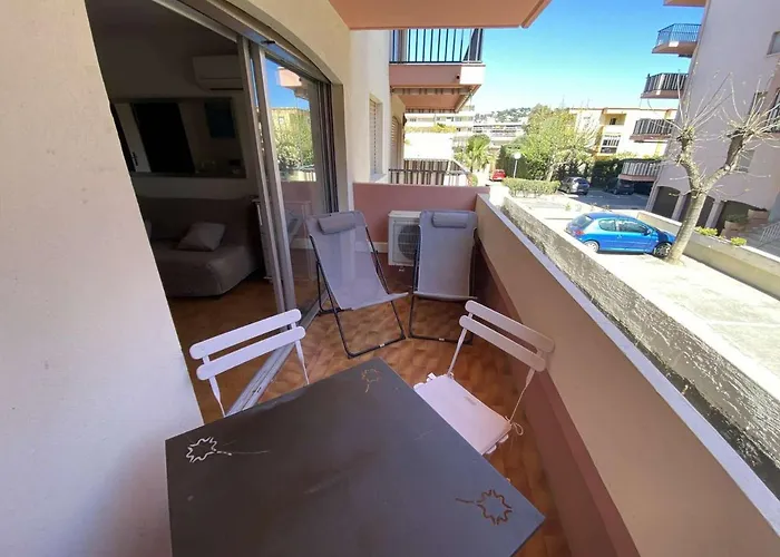 : Avec Piscine, Parking, Climatisation Et Terrasse - Fr-1-226-294